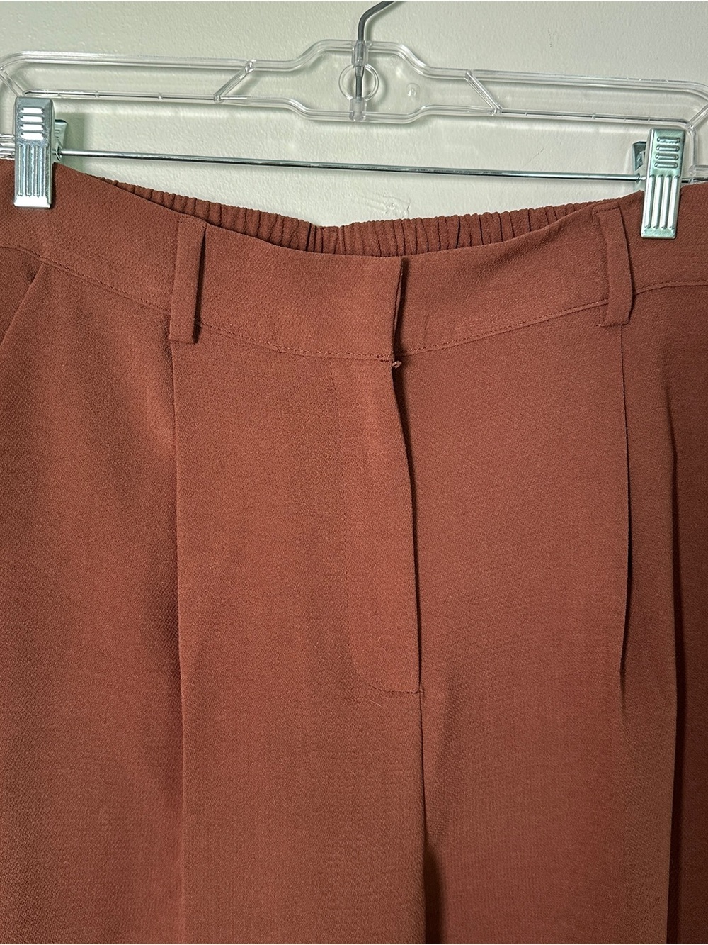 House of Harlow 1960 Rust Brown Sleeveless Vest & Wide-Leg Pants - Picture 4 of 5